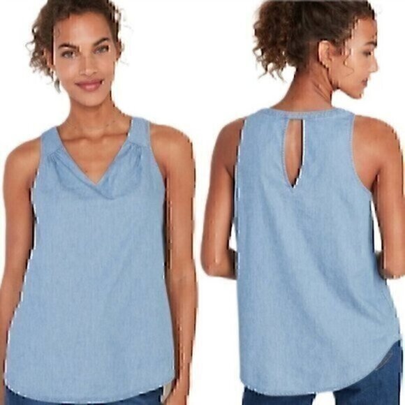 OLD NAVY Chambray V-Neck Tank Top Light Wash Denim Cutout Cotton Blouse Medium M - Picture 1 of 11